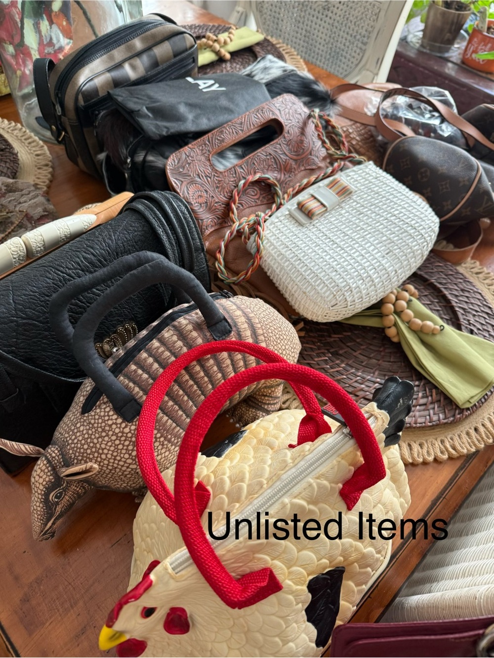 Live Show ! No Cancellations! 
Additional Label May Be Required
 Unlisted Items